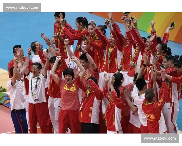 掌声雷动点燃全场激情共赴荣耀巅峰时刻见证梦想绽放辉煌热血瞬间